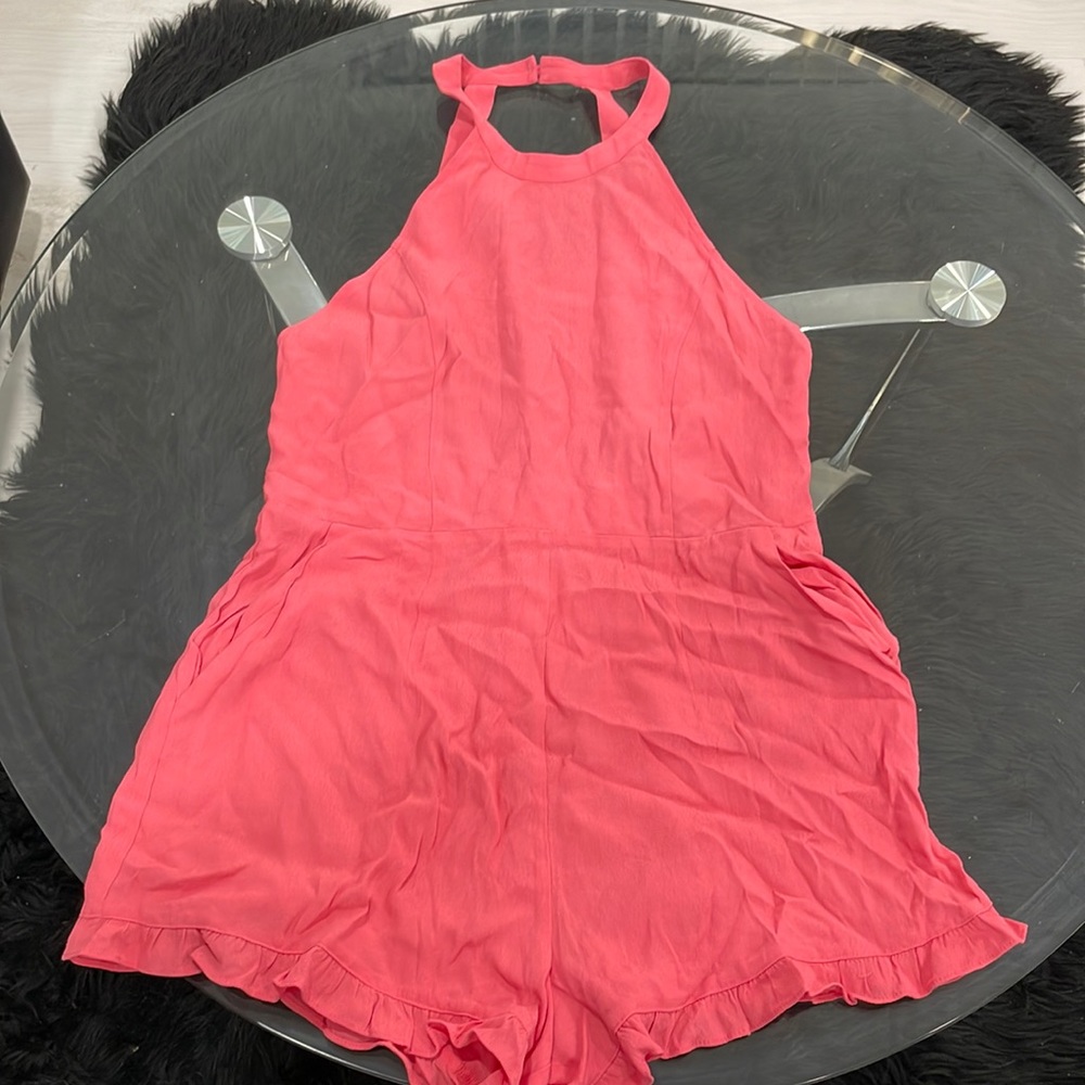 NWT romper 🛒